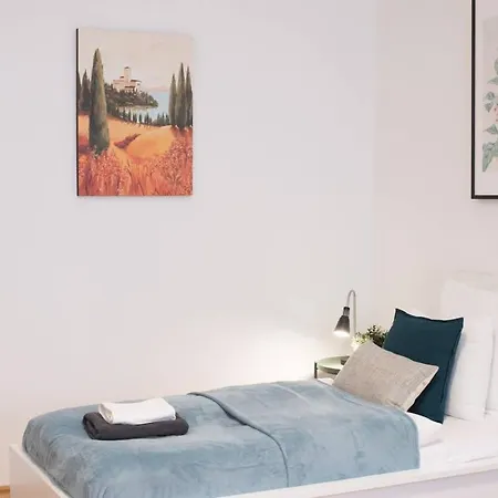 Ultra Spacious In Vaci Street Daire Budapeşte