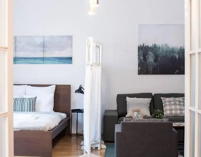 Ultra Spacious In Vaci Street Lejlighed *