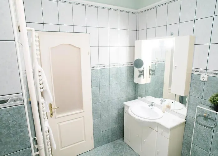 Appartamento Ultra Spacious In Vaci Street *