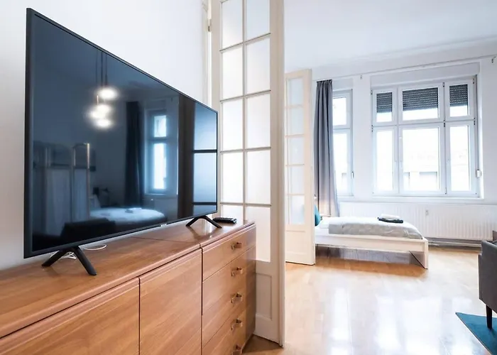 Ultra Spacious In Vaci Street Appartamento