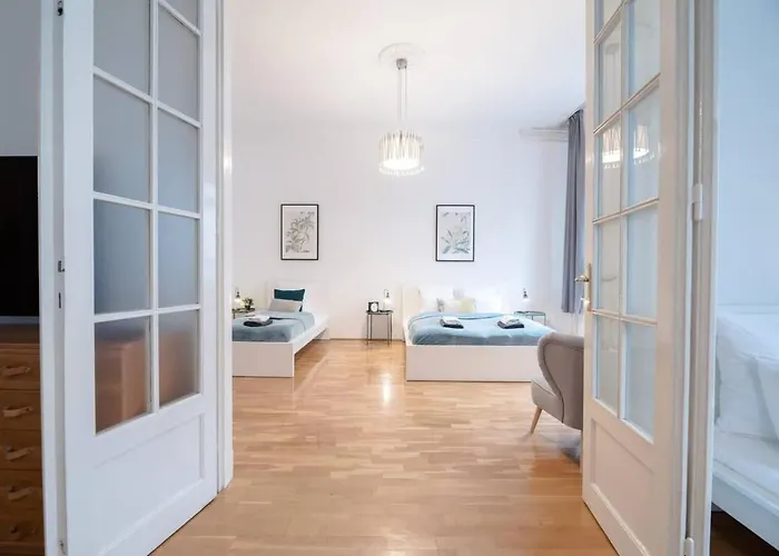 Ultra Spacious In Vaci Street Apartmán Budapešť