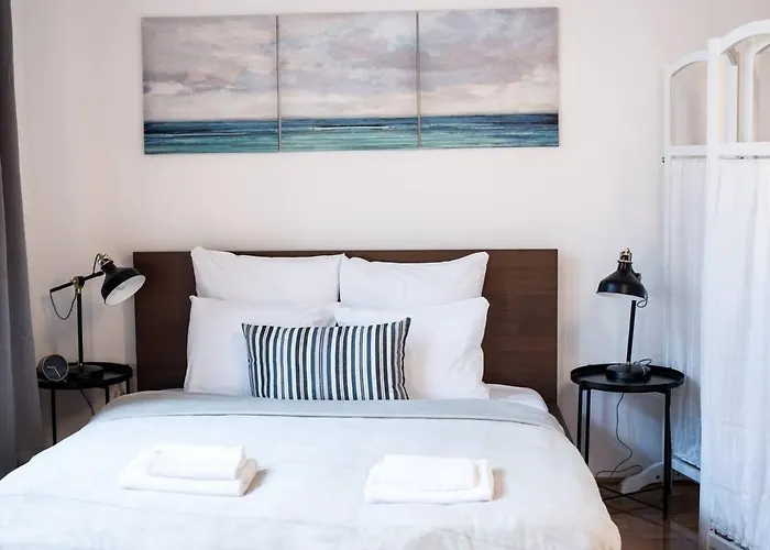 Ultra Spacious In Vaci Street