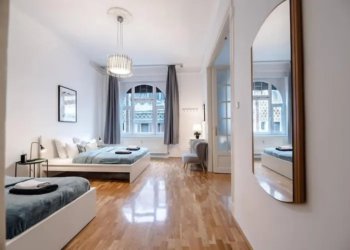 Appartamento Ultra Spacious In Vaci Street Budapest